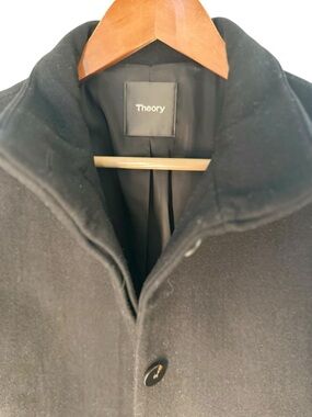 Theory Women’s Black Single-Breasted Pea Coat-Cashmere wool blend